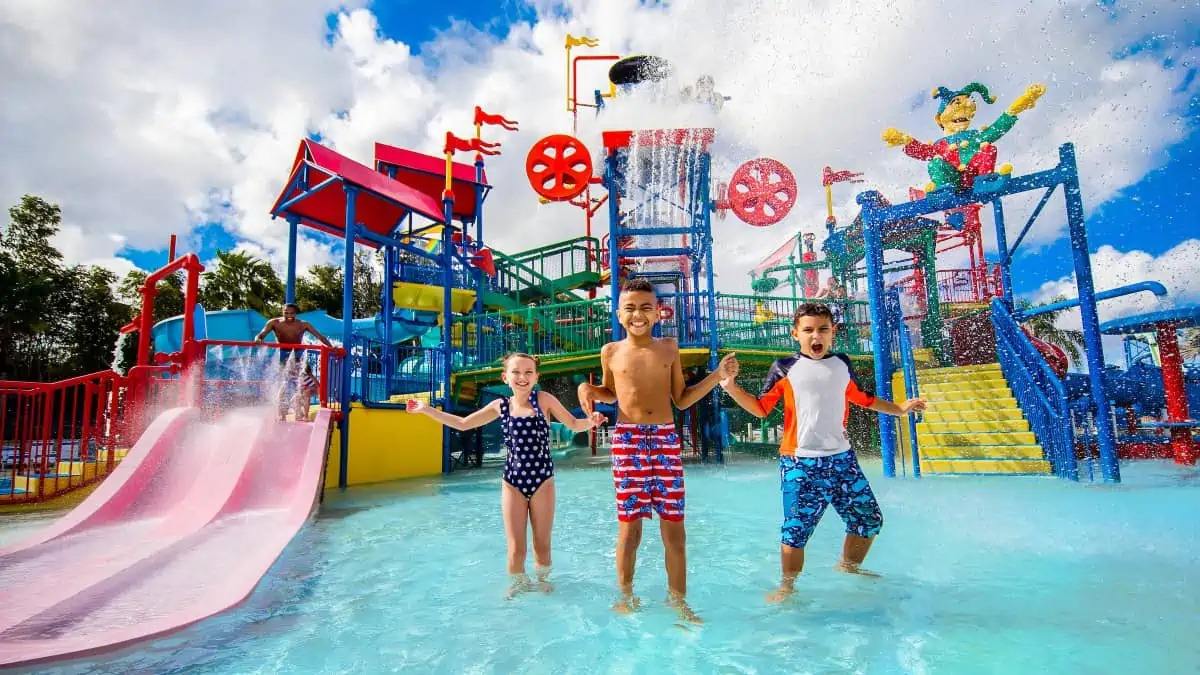 Kids-enjoy-Legoland-Florida-Water-Park